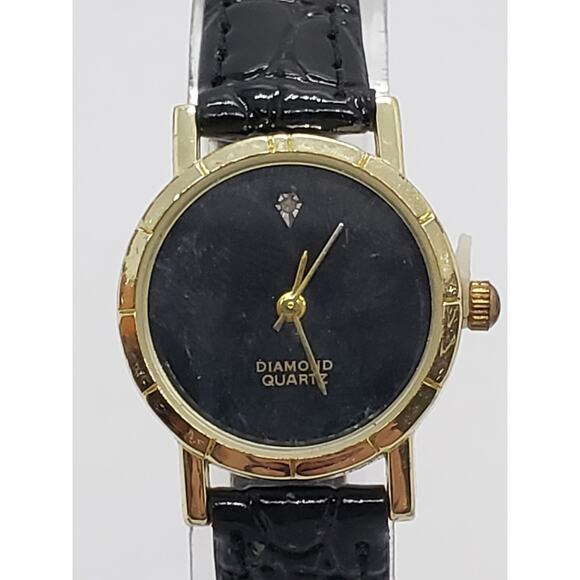 Diamond Quartz Men's dress watch. Large face.